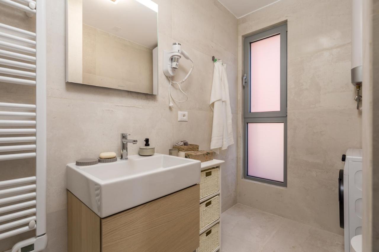 Luxury City Center Apartment -50M To The Sea โอปาติยา ภายนอก รูปภาพ