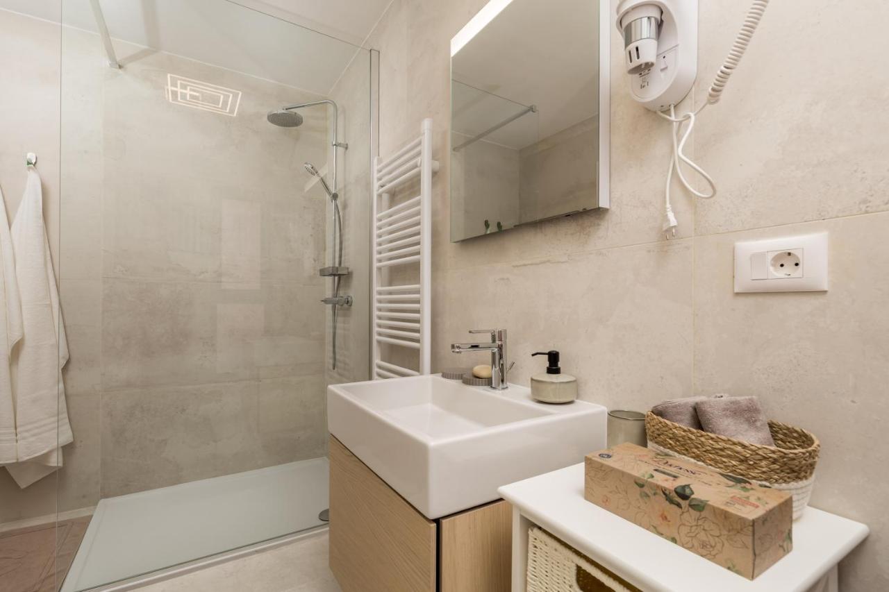 Luxury City Center Apartment -50M To The Sea โอปาติยา ภายนอก รูปภาพ
